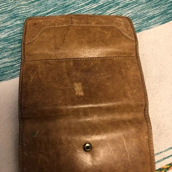 Genuine Frye Wallet - FRYE Melissa Continental Snap - Genuine Leather - Picture 3 of 6